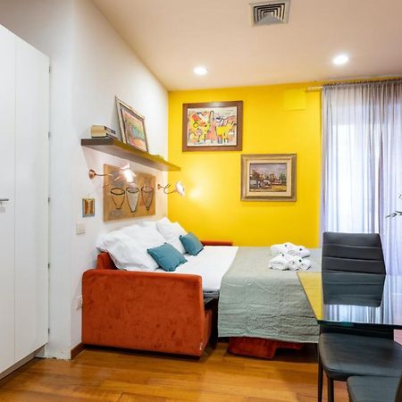 Rome As You Feel - Cozy Apartments In San Giovanni Exterior photo