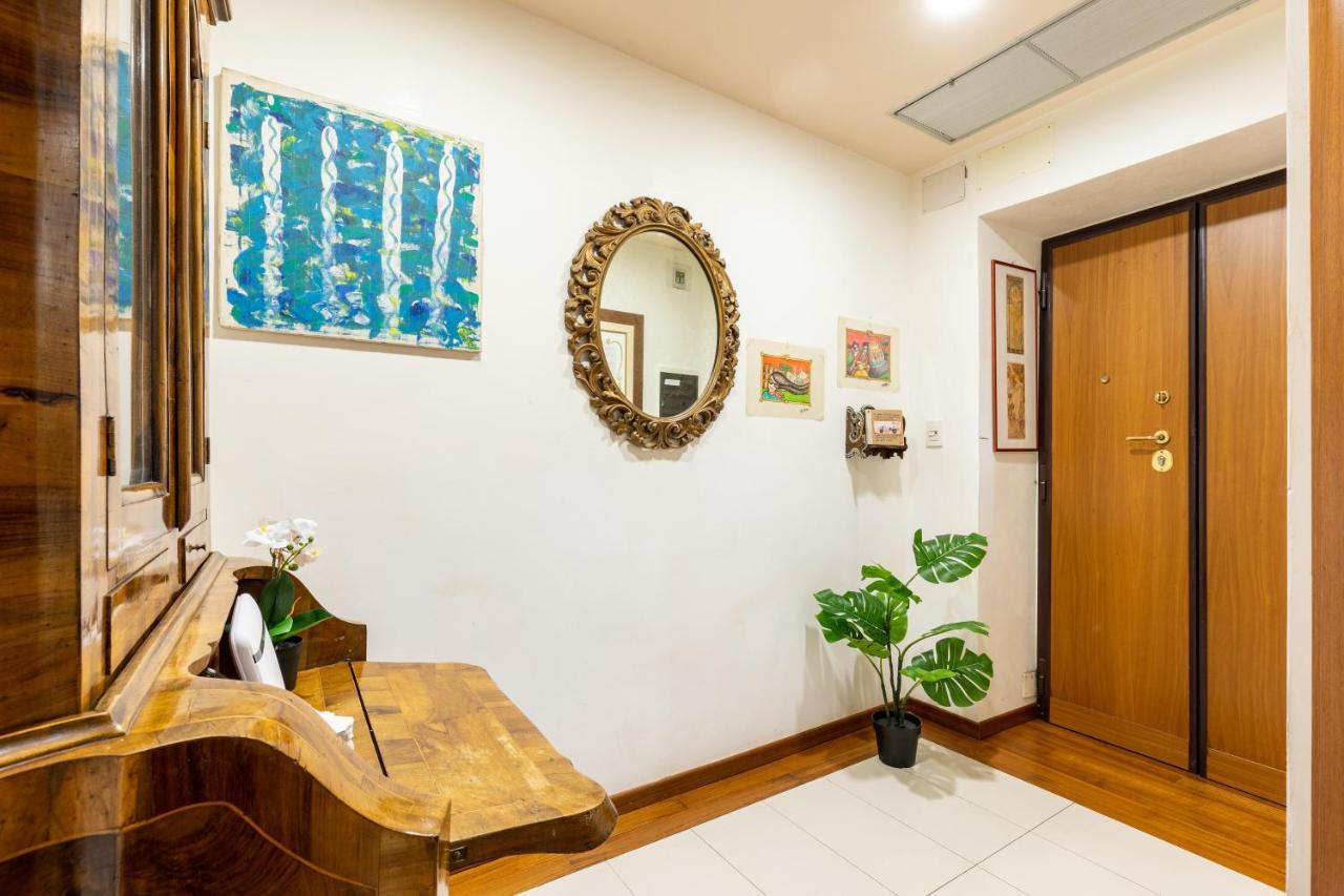 Rome As You Feel - Cozy Apartments In San Giovanni Exterior photo
